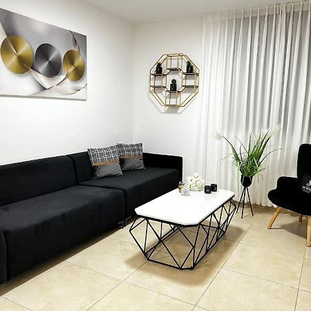 Spat Vip Apartment Bat Yam Exterior foto
